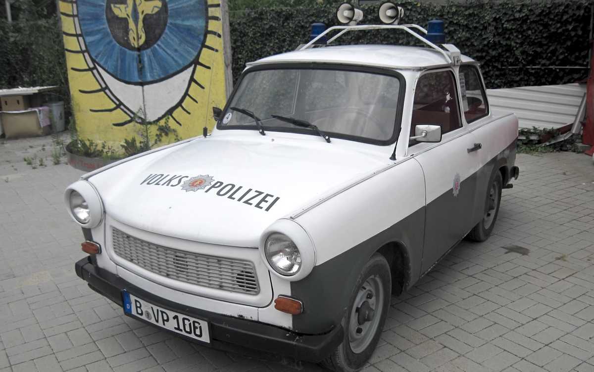 DDR politieauto, Berlijn